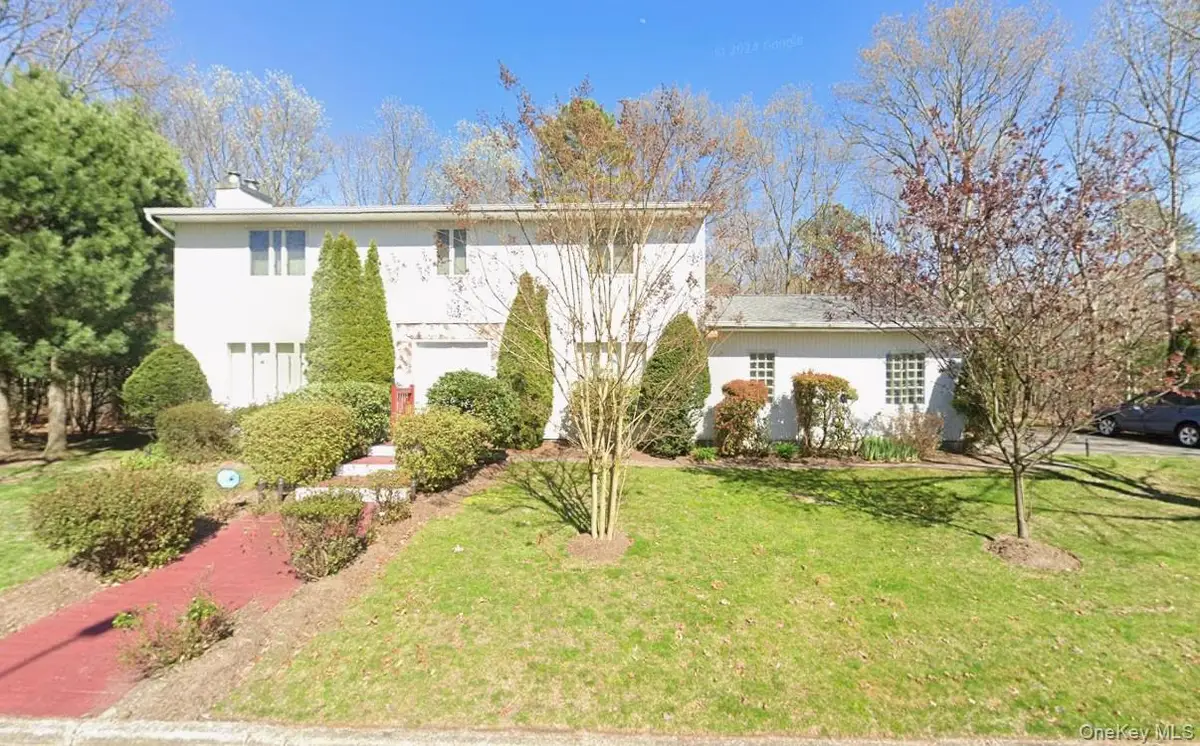 21 Linden Avenue, Kings Park, NY 11754 - #1