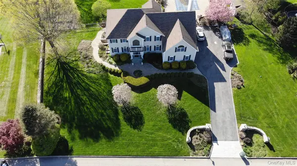 27 Kaitlin Drive, Mahopac, NY 10541