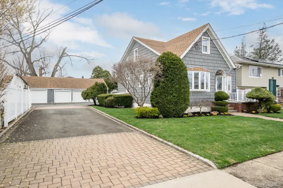 966 Tyrus Court, Merrick, NY 11566 - #2