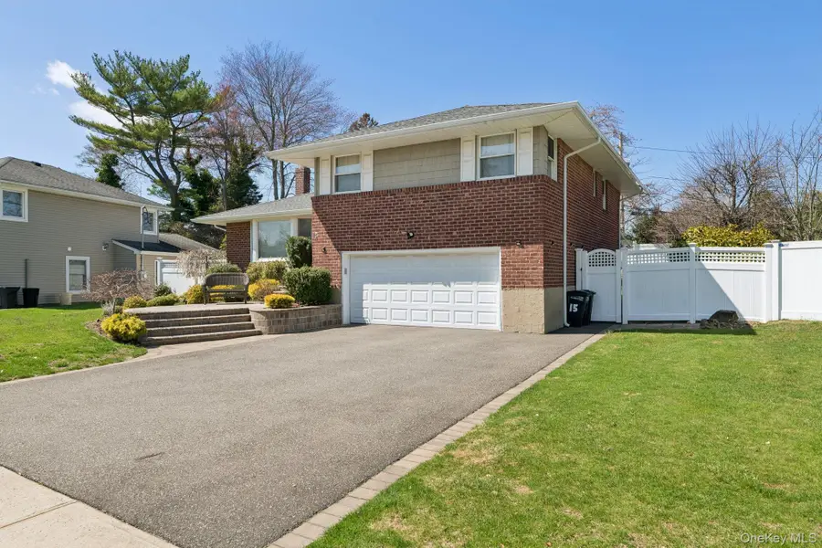 15 Wayland Road, Plainview, NY 11803 - #2