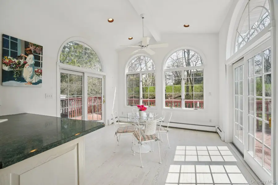 32 Wayne Lane, Tappan, NY 10983 - #2