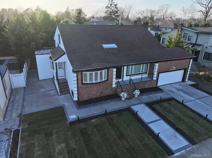 791 Longview Avenue, North Woodmere, NY 11581 - #2