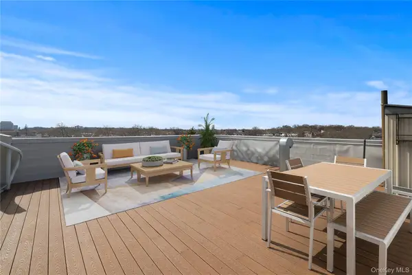 6296 Woodhaven Boulevard #6N, Rego Park, NY 11374