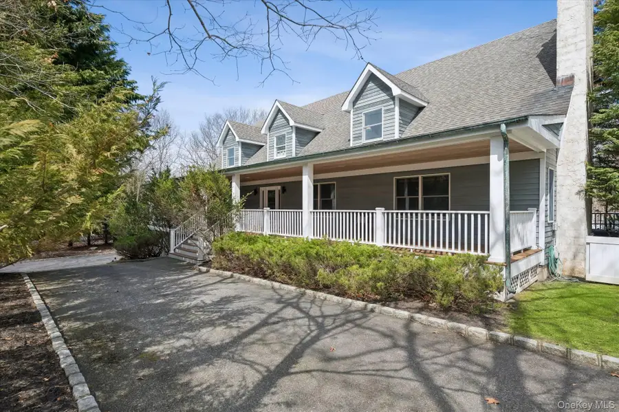 9 Red Creek Circle, Hampton Bays, NY 11946 - #2