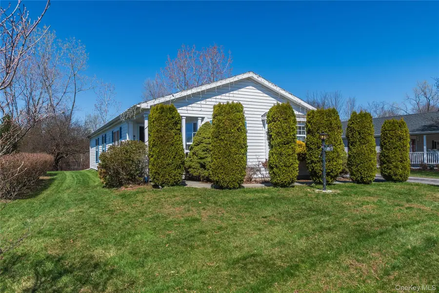 19 Biscayne Blvd, Poughkeepsie, NY 12603 - #2