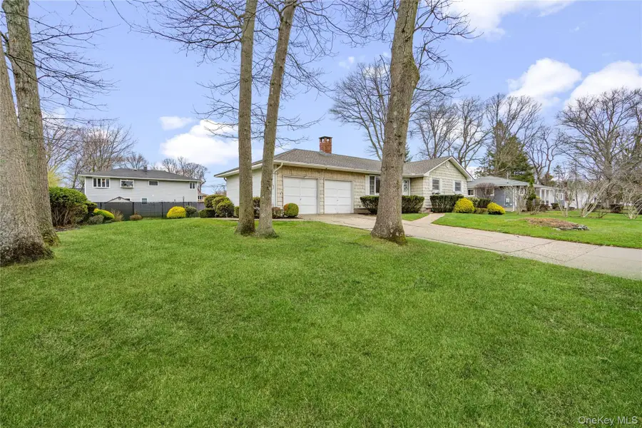 22 Forest Avenue, Port Jefferson Station, NY 11776 - #3