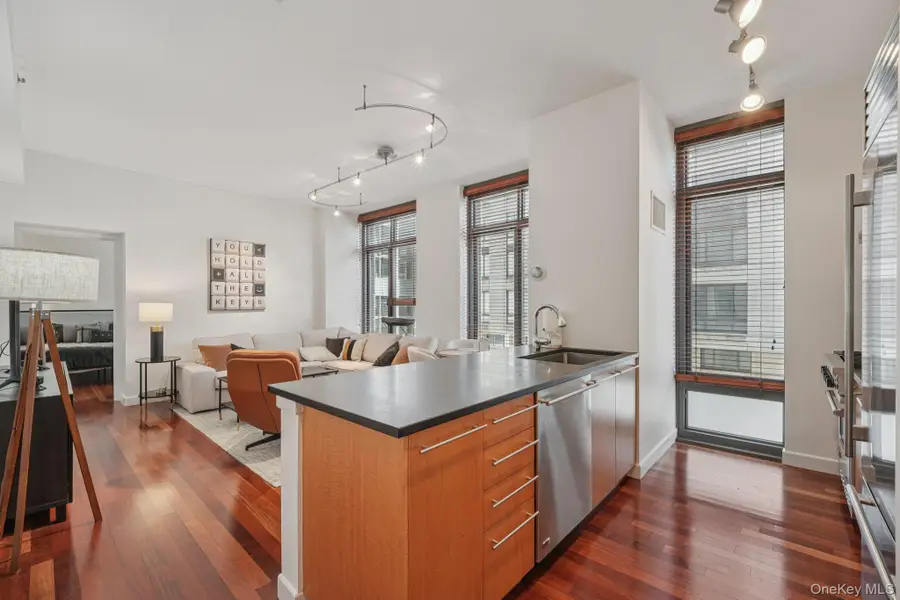 25 City Place #4B, White Plains, NY 10601 - #2