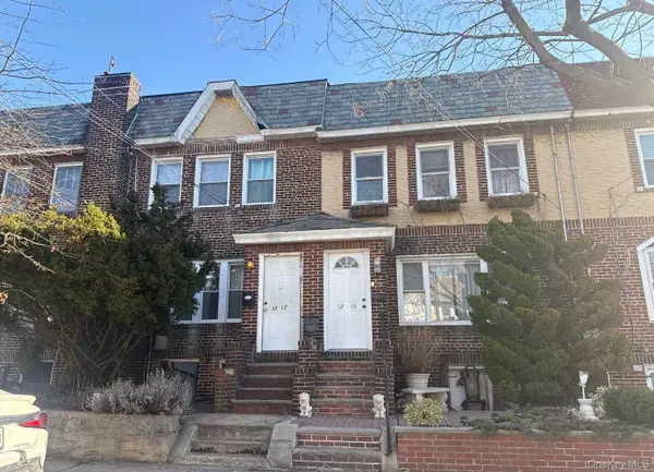 32-12 Baywater Court, Far Rockaway, NY 11691