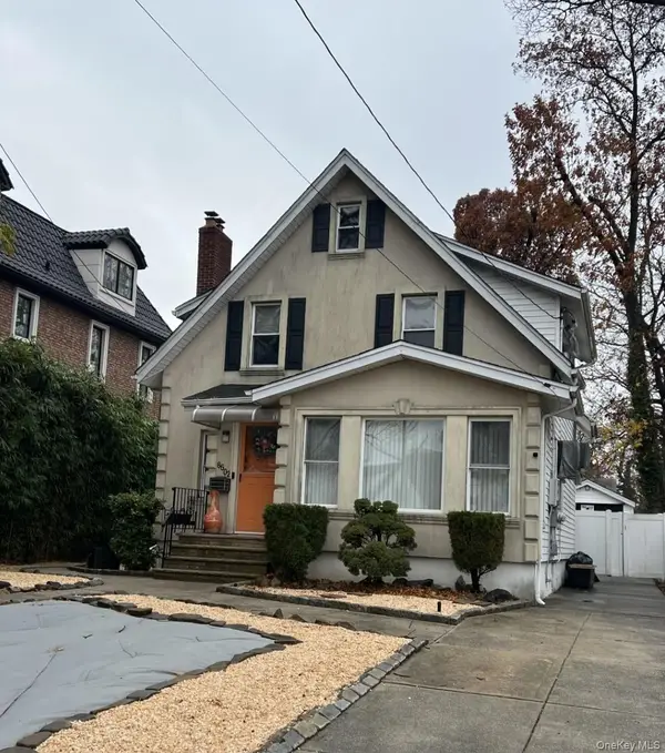 8602 Santiago Street, Holliswood, NY 11423