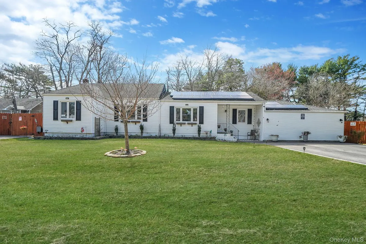 8 Evergreen Avenue, Brentwood, NY 11717 - #1