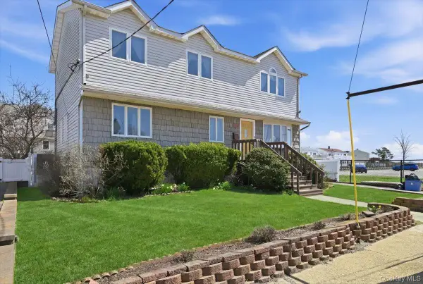 955 S Long Beach Avenue, Freeport, NY 11520