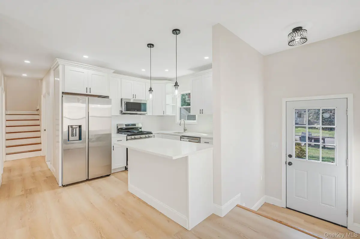 17 Riverside Street, Amityville, NY 11701 - #1