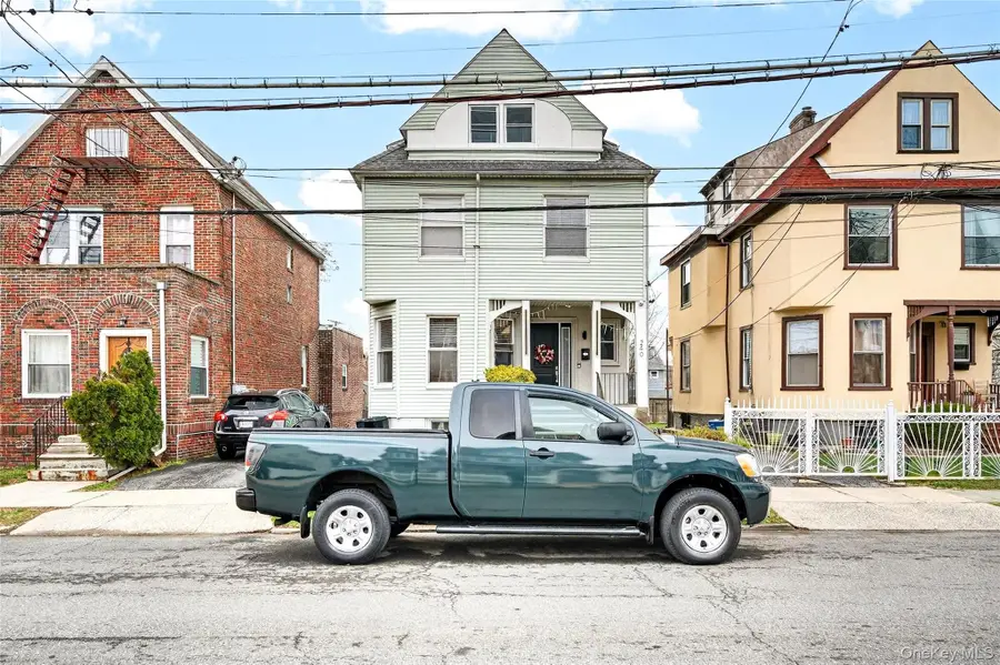 240 S 10th Avenue, Mount Vernon, NY 10550 - #3