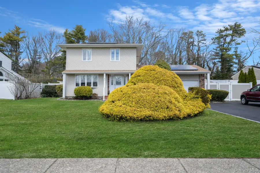 51 Wexford Drive, Oakdale, NY 11769 - #2