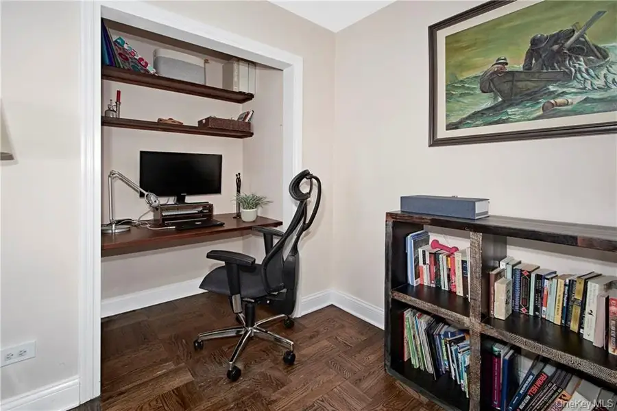 2 Washington Square #5G, Larchmont, NY 10538 - #3