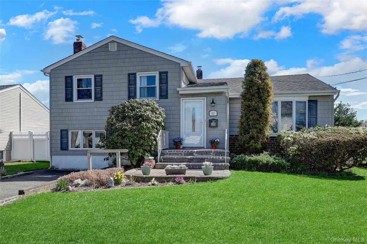 421 Grand Boulevard, Massapequa Park, NY 11762 - #1