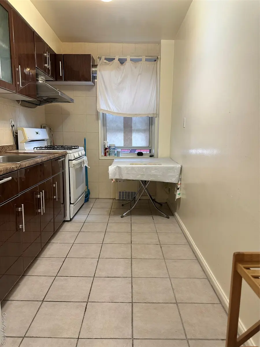 27-04 Parsons Boulevard #2G, Flushing, NY 11354 - #2