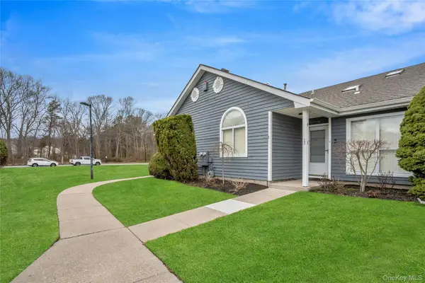 762 Birchwood Park Drive, Middle Island, NY 11953