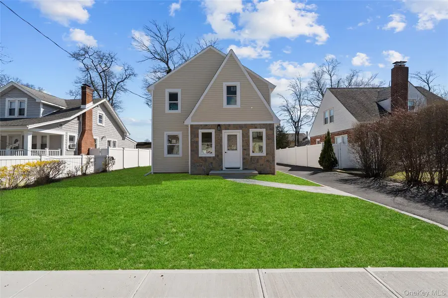 65 Mount Joy Avenue, Freeport, NY 11520 - #2