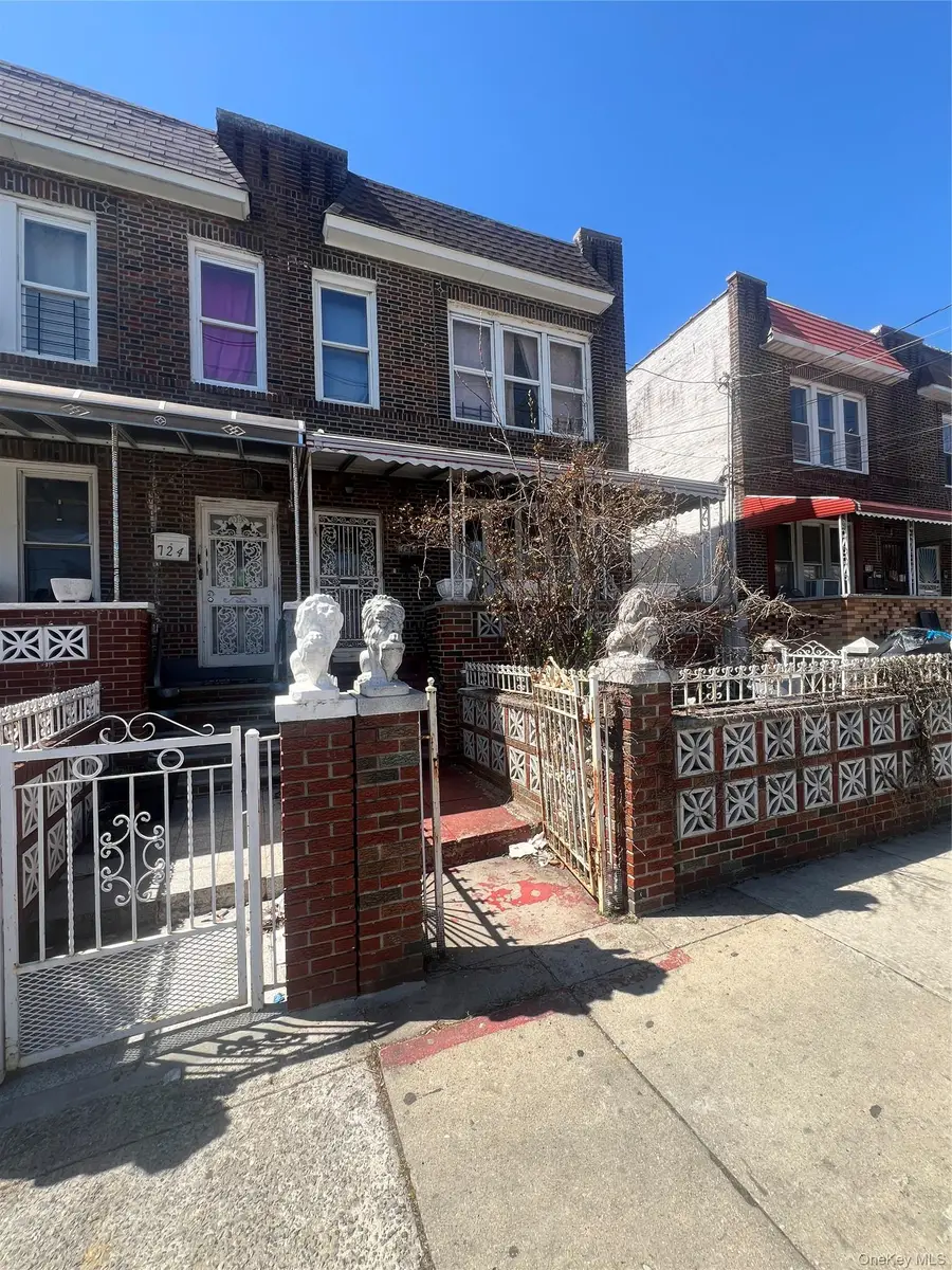 720 E 53rd Street, Brooklyn, NY 11203 - #2