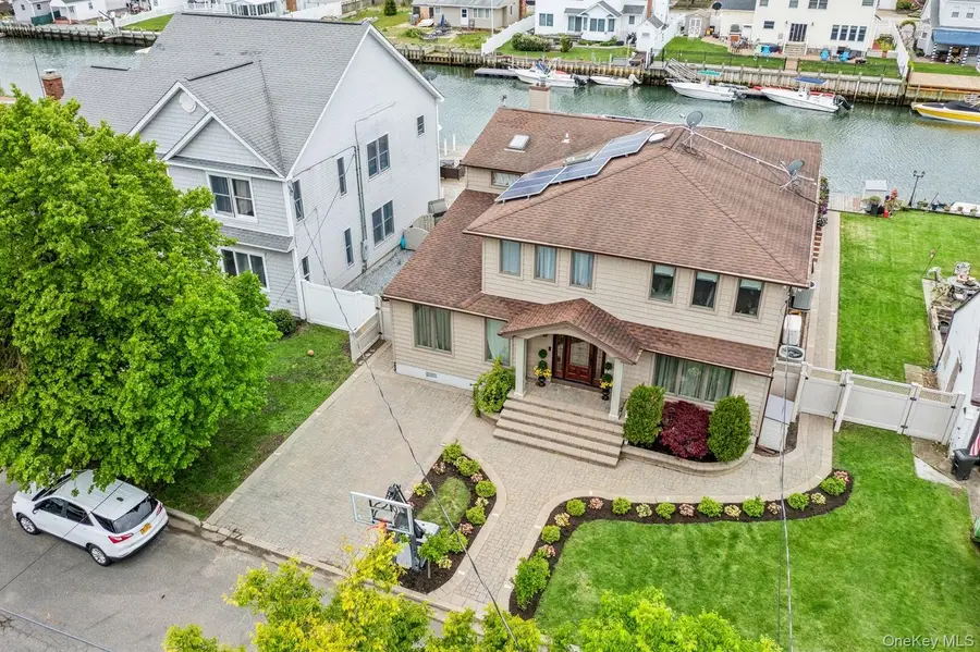 82 Division Avenue, Massapequa, NY 11758 - #2