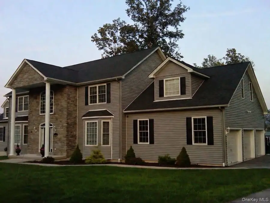 104 Winding Brook Court, Cornwall, NY 12553 - #3