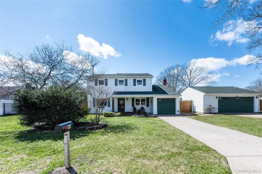 86 Tremont Avenue, Medford, NY 11763 - #3