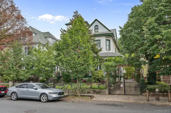 455 E 28th Street, Brooklyn, NY 11226