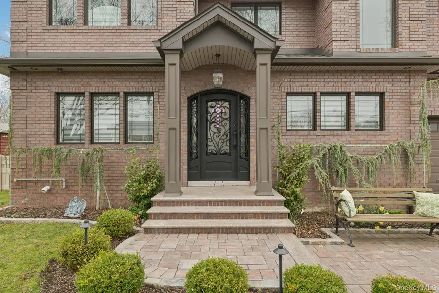 23 Ogden Avenue, East Williston, NY 11596 - #3