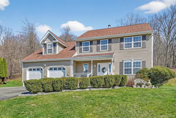 6 Rutland Lane, Newburgh, NY 12550