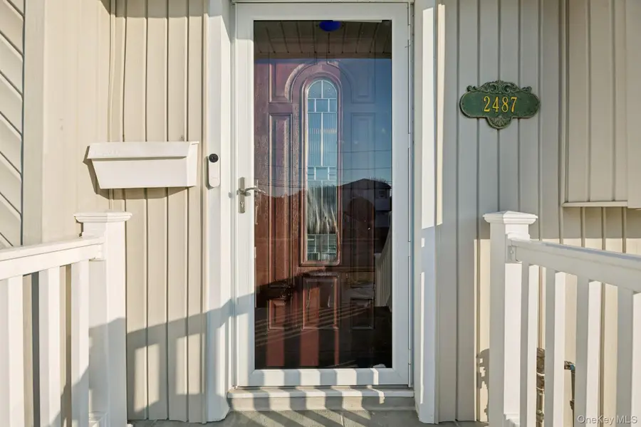 2487 Abbey Lane, Seaford, NY 11783 - #2