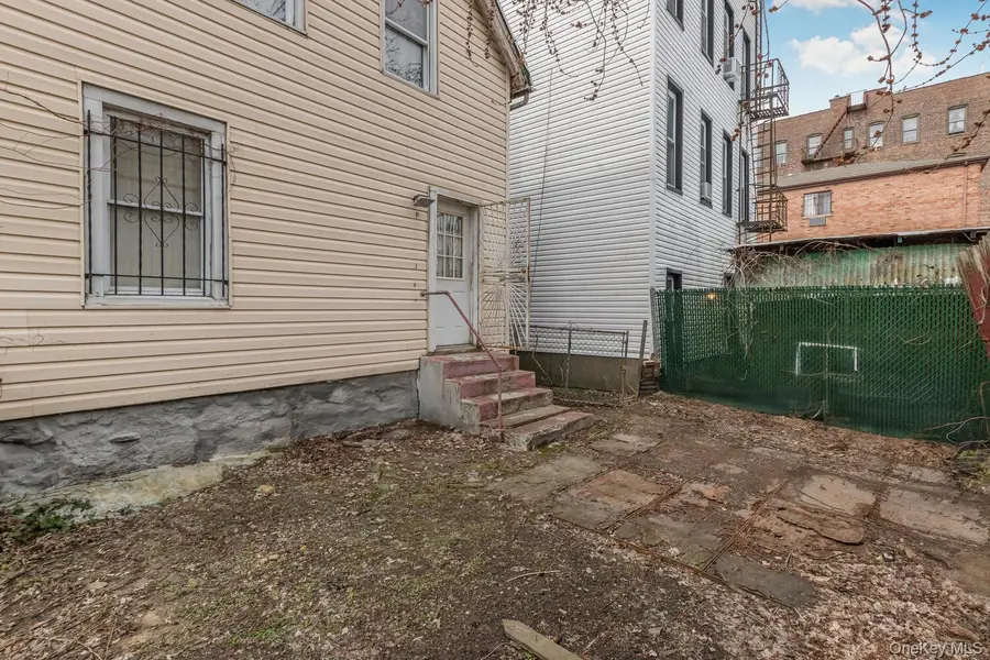 777 E 225th Street, Bronx, NY 10466 - #2