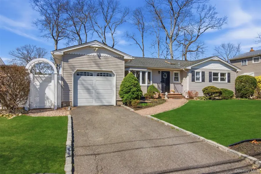 64 Avenue D, Holbrook, NY 11741 - #3