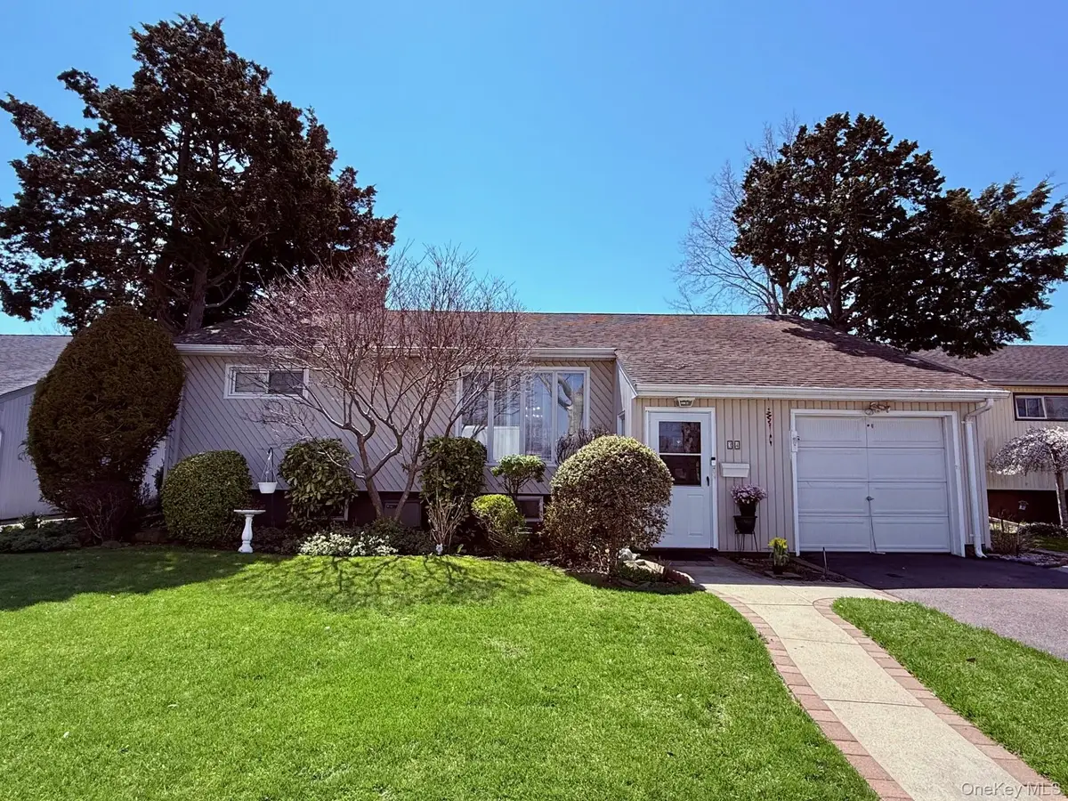 Address Withheld By Seller, Valley Stream, NY 11581 - #1