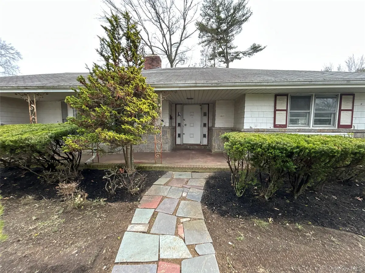 197 Delaware Avenue, Freeport, NY 11520 - #1