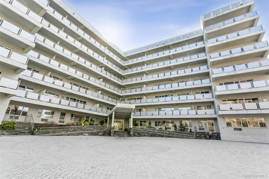 300 Martine Avenue #2J, White Plains, NY 10601 - #2