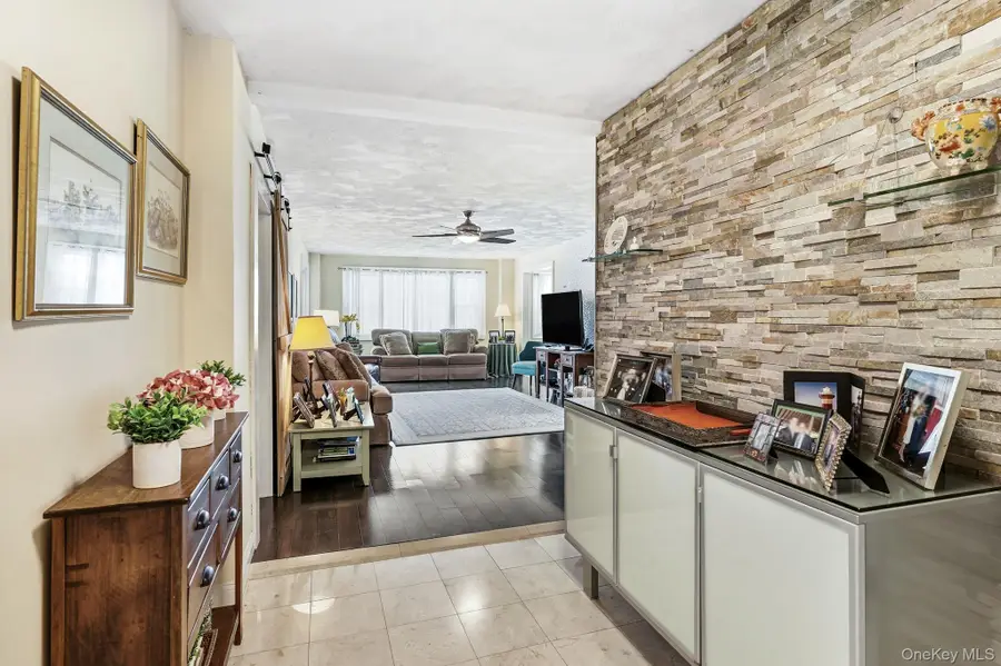 300 Martine Avenue #2J, White Plains, NY 10601 - #3