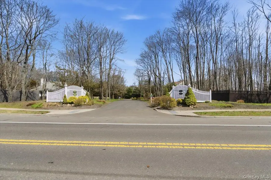 441 S Country Road, East Patchogue, NY 11772 - #3