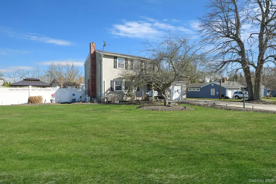 9 Southern Boulevard, East Patchogue, NY 11772 - #3