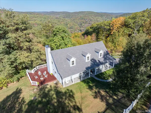 581 Barrett Hill Road, Mahopac, NY 10541