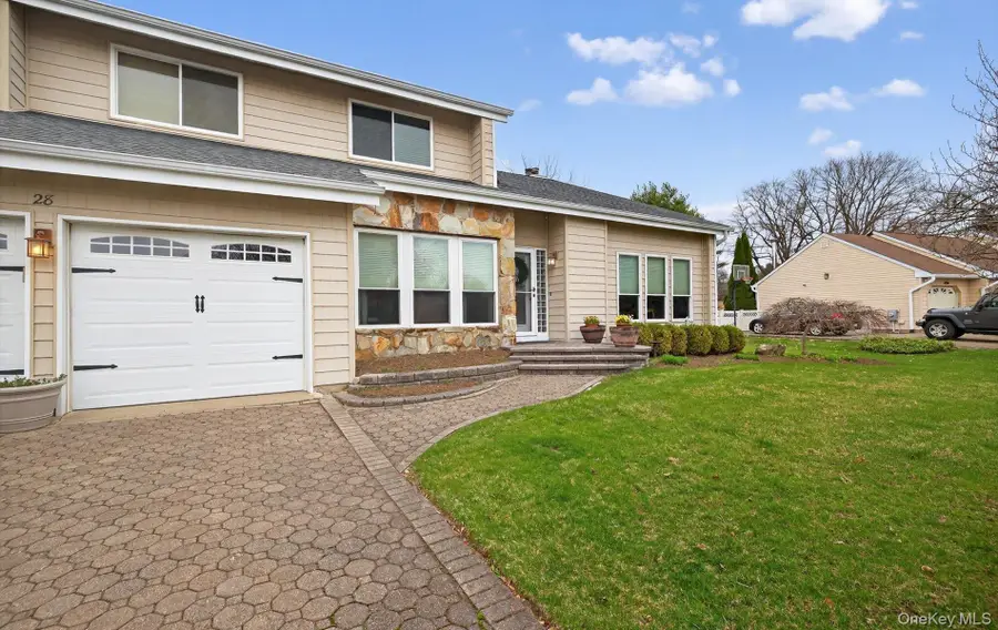 28 Timber Ridge Drive, Commack, NY 11725 - #2
