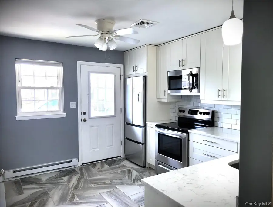 375 Woodbridge Drive #C, Ridge, NY 11961 - #2