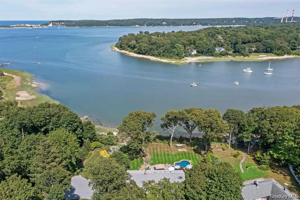 88 Dyke Road, Setauket, NY 11733 - #1