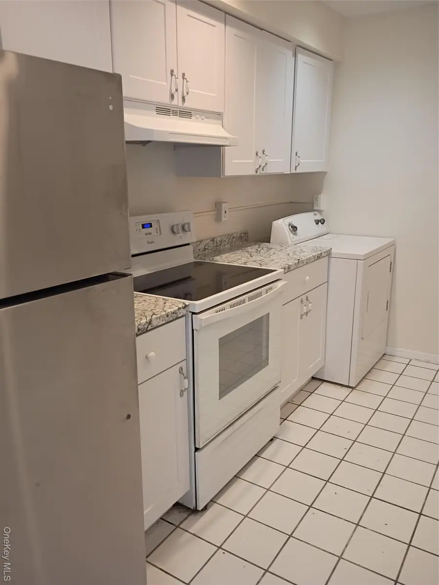 87 Hill Court #87, Calverton, NY 11933 - #3