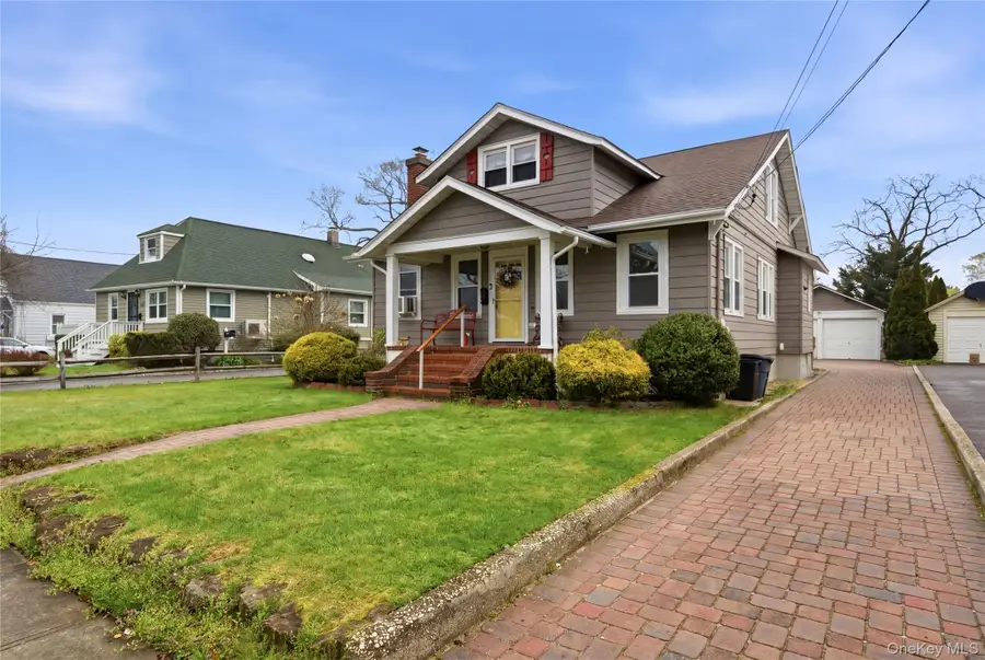 147 Church Avenue, Islip, NY 11751 - #2