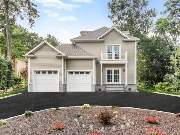 1 Kewanee Road, New Rochelle, NY 10804