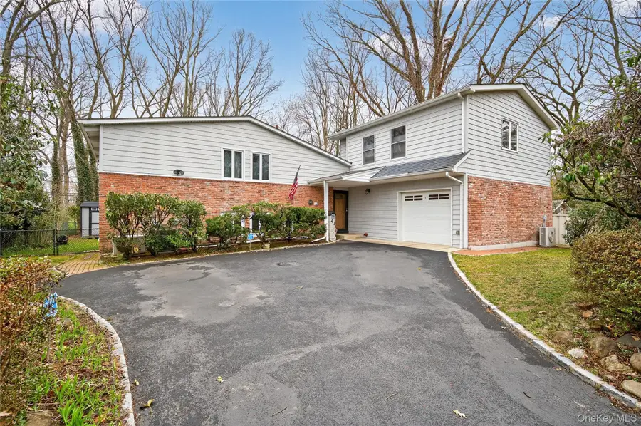 43 Highwood Road, East Norwich, NY 11732 - #2