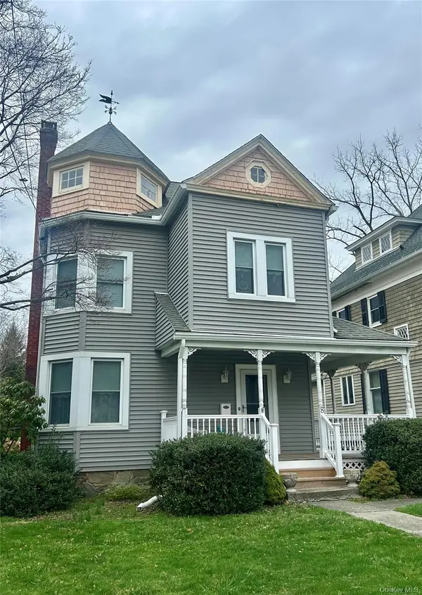 8 Broadway, Cornwall, NY 12518