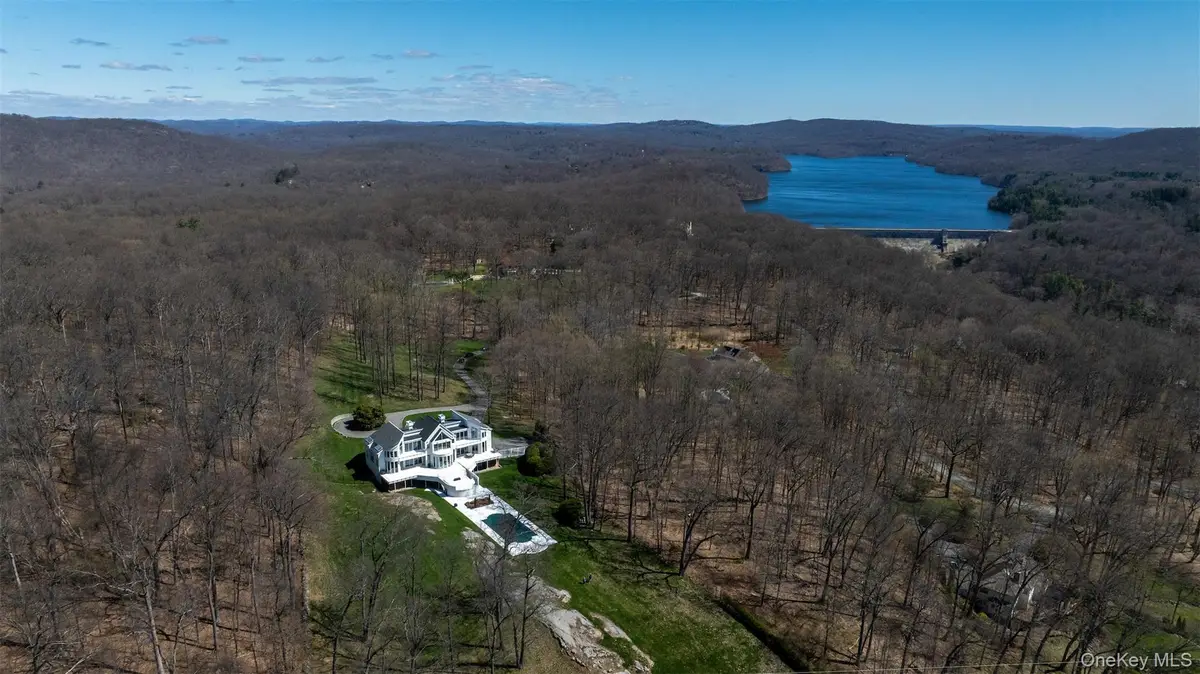 18 Bramblebush Road, Cortlandt, NY 10520 - #1