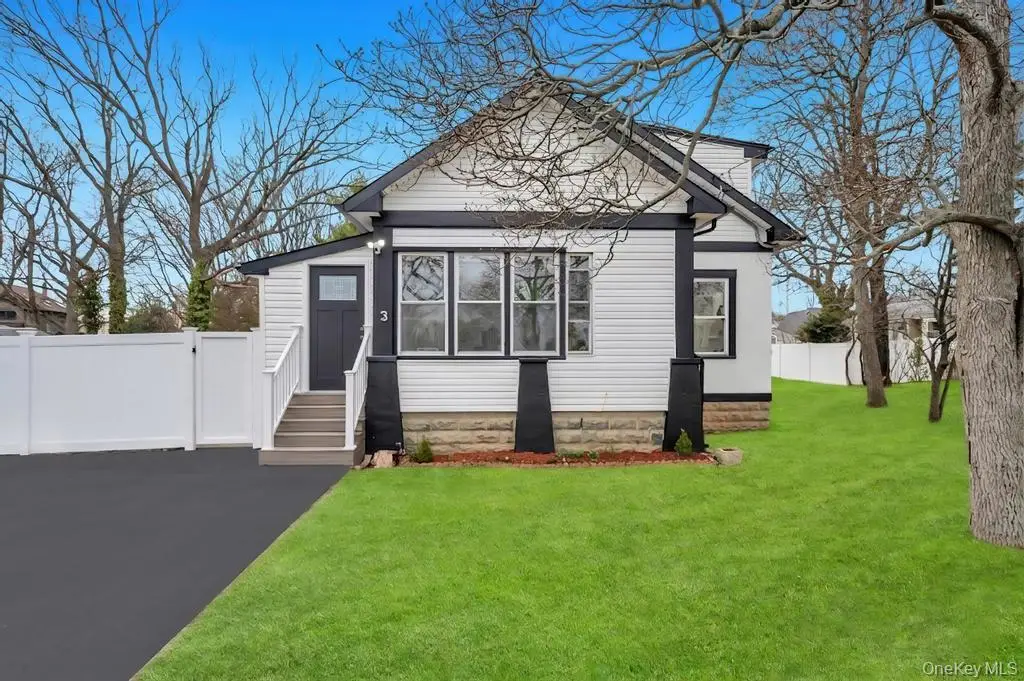 3 Adams Road, Central Islip, NY 11722 - #1